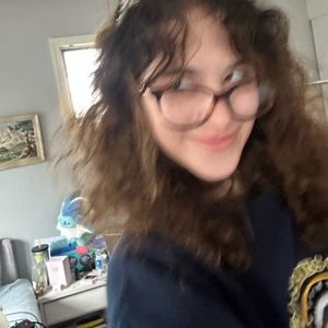 Meet your Posher, Lizzy